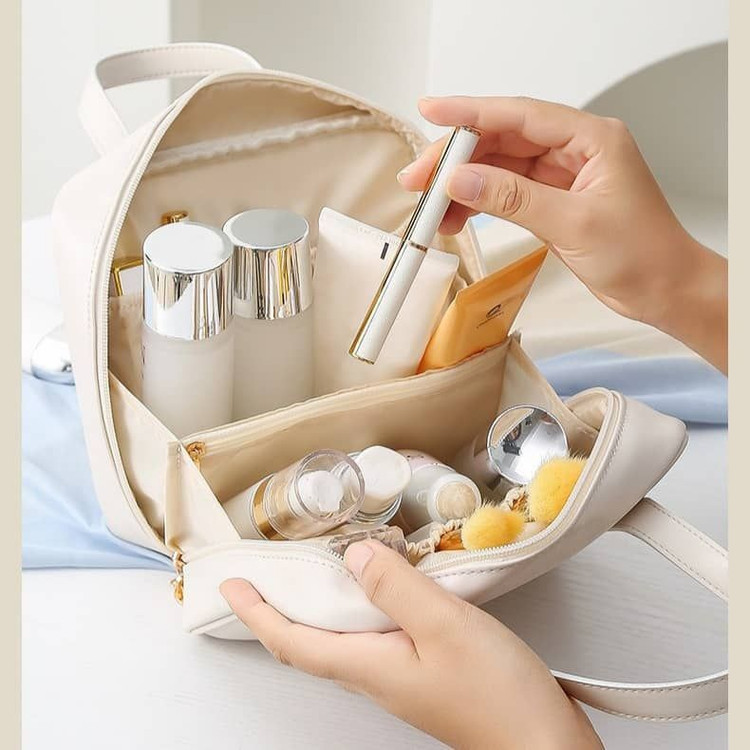 کیف آرایشی چرم
